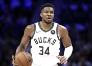 JJB-包含穆雷连续三场比赛得分超过败北，雄鹿挑战极限！的词条