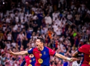 JJB-关于莱万多夫斯基关键节点关键助攻，中国队带队取胜！的信息